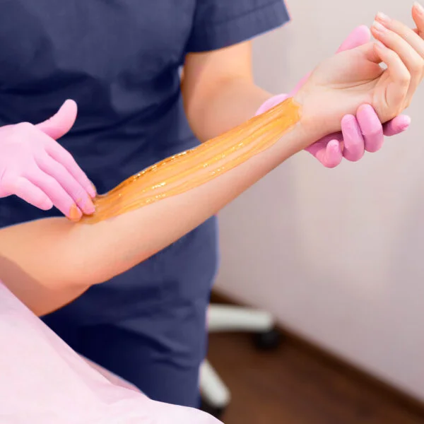 Half Arm Waxing (Medio Brazo)